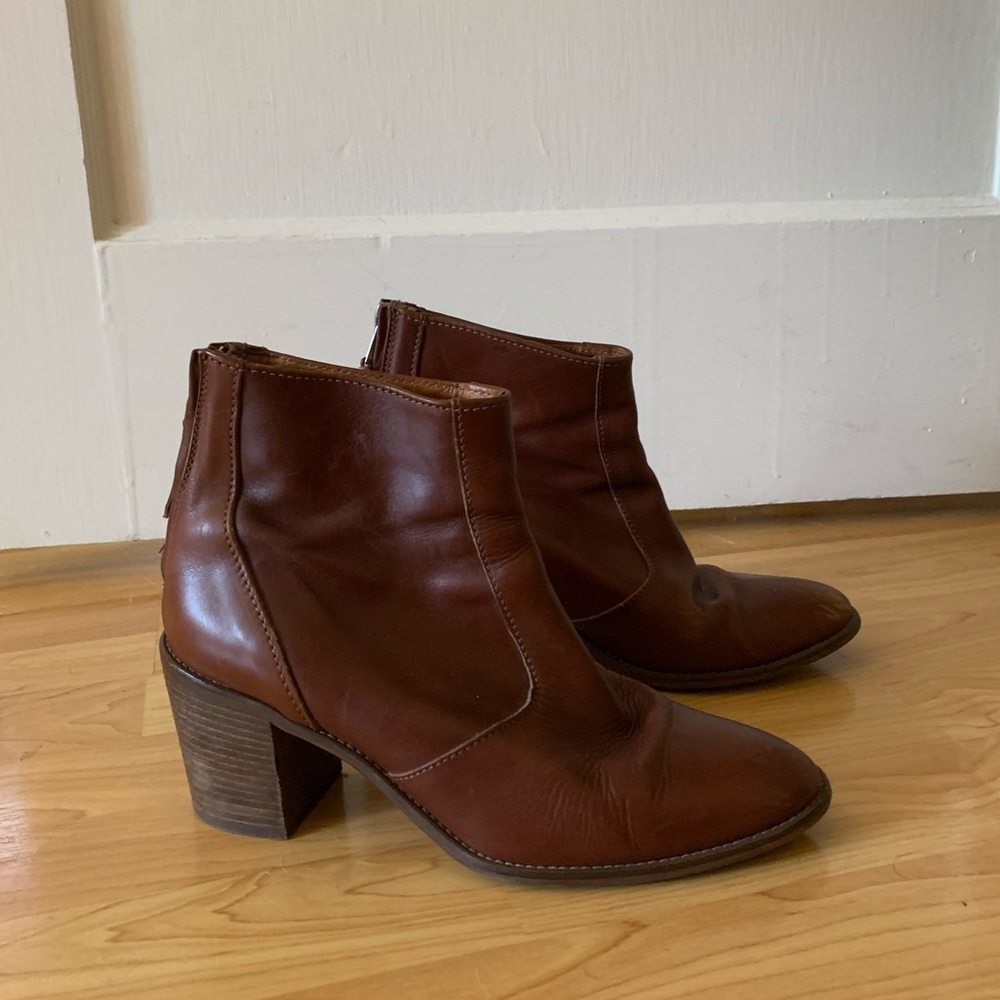 Madewell Ames leather ankle boots w/ stacked heels